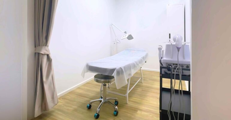 สัมผัสประสบการณ์การดูดไขมันในบรรยากาศระดับพรีเมียม ณ ดีว่า คลินิก (Deva Clinic) 03